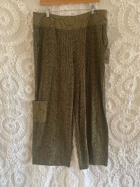 Habitat Core Travel Dot Mix Arty Olive Green & Black Patterned Wide Leg Pants